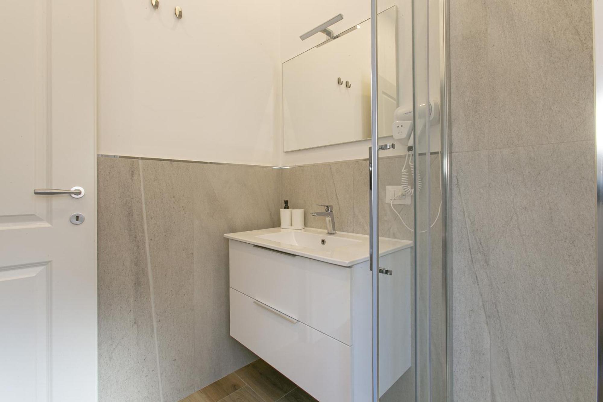 Apartment Moderno Vicino La Metropolitana A Cornelia Rom